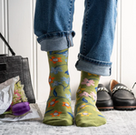 Load image into Gallery viewer, Women's Crew Socks - Flower Vine
