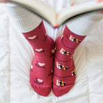 Load image into Gallery viewer, Women's Crew Socks - I love books
