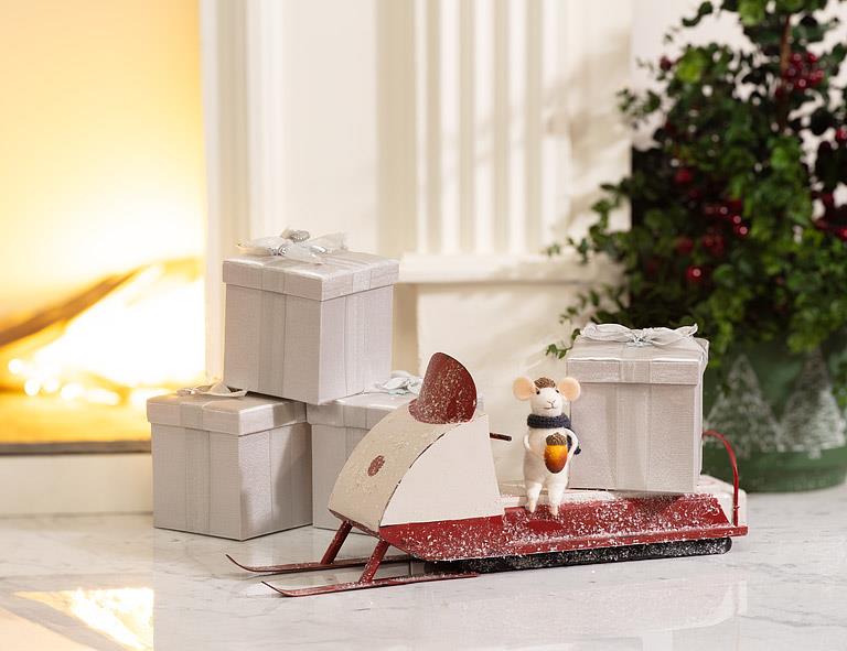 Ornament - Mouse with Acorn