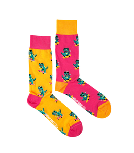 Men's Midcalf Socks - Dinos on Skateboards