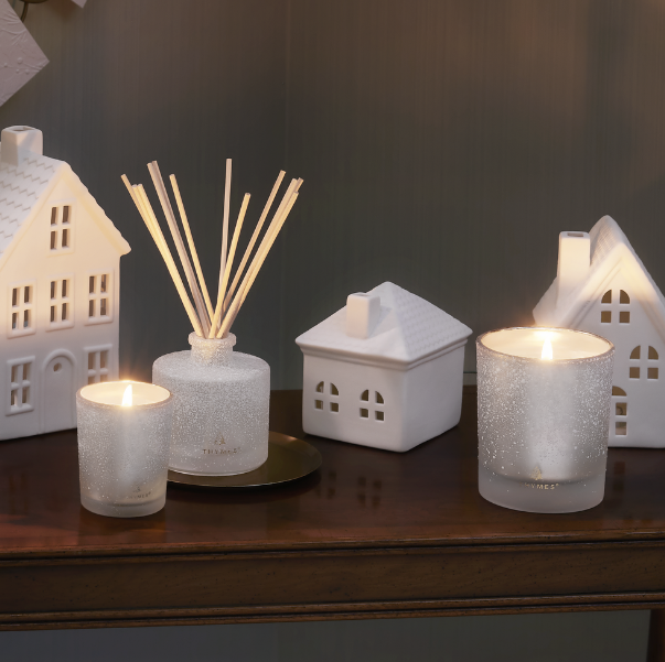 Thymes Frasier Fir - Flocked Diffuser Petite