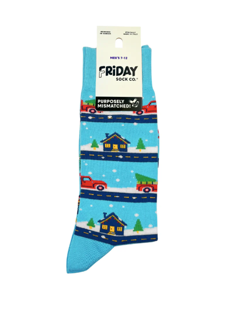 Men's Holiday Midcalf Socks - Christmas Vintage Truck & Room