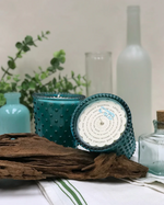 Load image into Gallery viewer, Simpatico Candle - Cucumber &amp; Gin Hobnail 16oz
