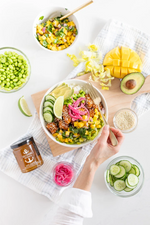 Load image into Gallery viewer, Salt Spring Kitchen - Hot Mango Spicy Pepper 250ml
