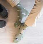 Load image into Gallery viewer, Men&#39;s Midcalf Socks - Bird Watching
