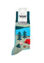 Load image into Gallery viewer, Men&#39;s Midcalf Socks - Canada Mountain Scene
