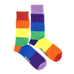 Load image into Gallery viewer, Men&#39;s Midcalf Socks - Love Is
